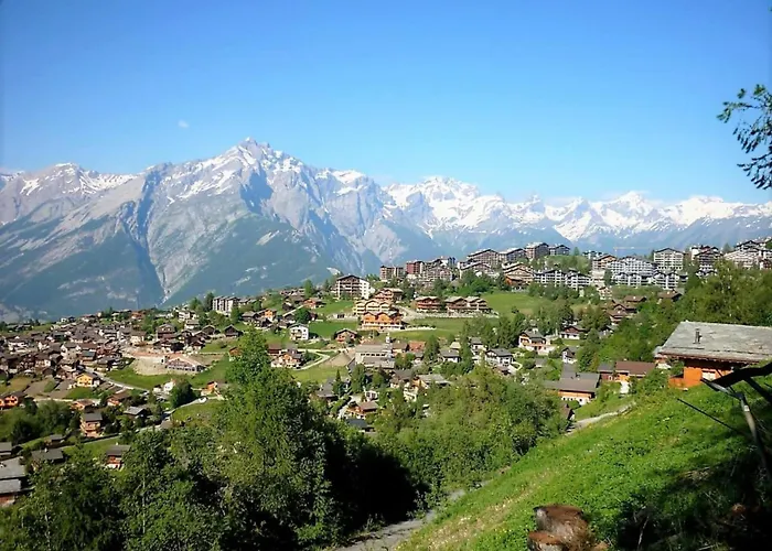 Appealing With Balcony 公寓 *